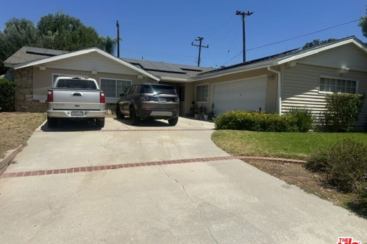 6733 Bernal Street, Simi Valley, CA 93063 — photo 1 of 8
