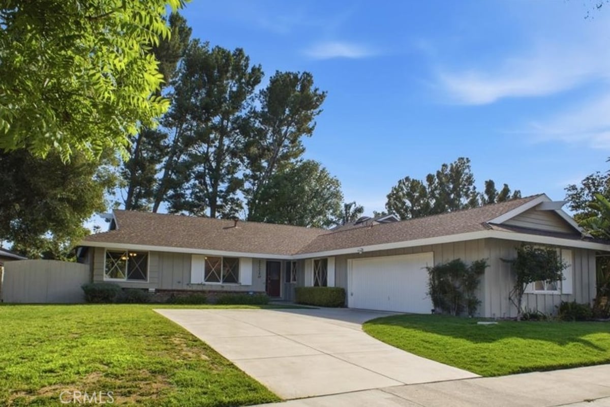 22220 Barbacoa Drive, Saugus, CA 91350 — photo 1 of 28