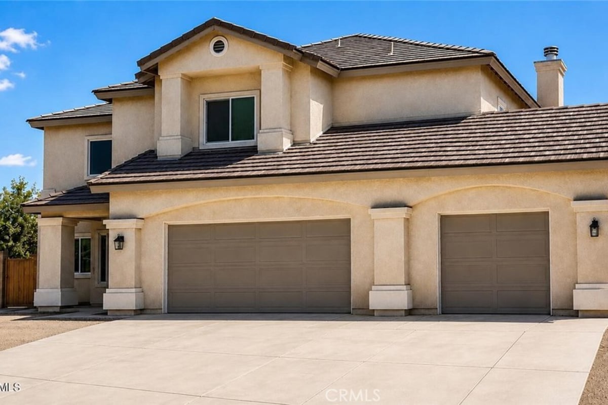 2518 E Avenue K2, Lancaster, CA 93535 — photo 1 of 28