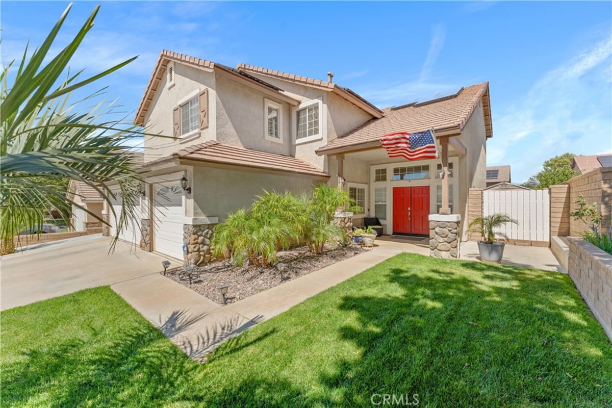 42334 Daniel, Lancaster, CA 93536 — photo 1 of 55