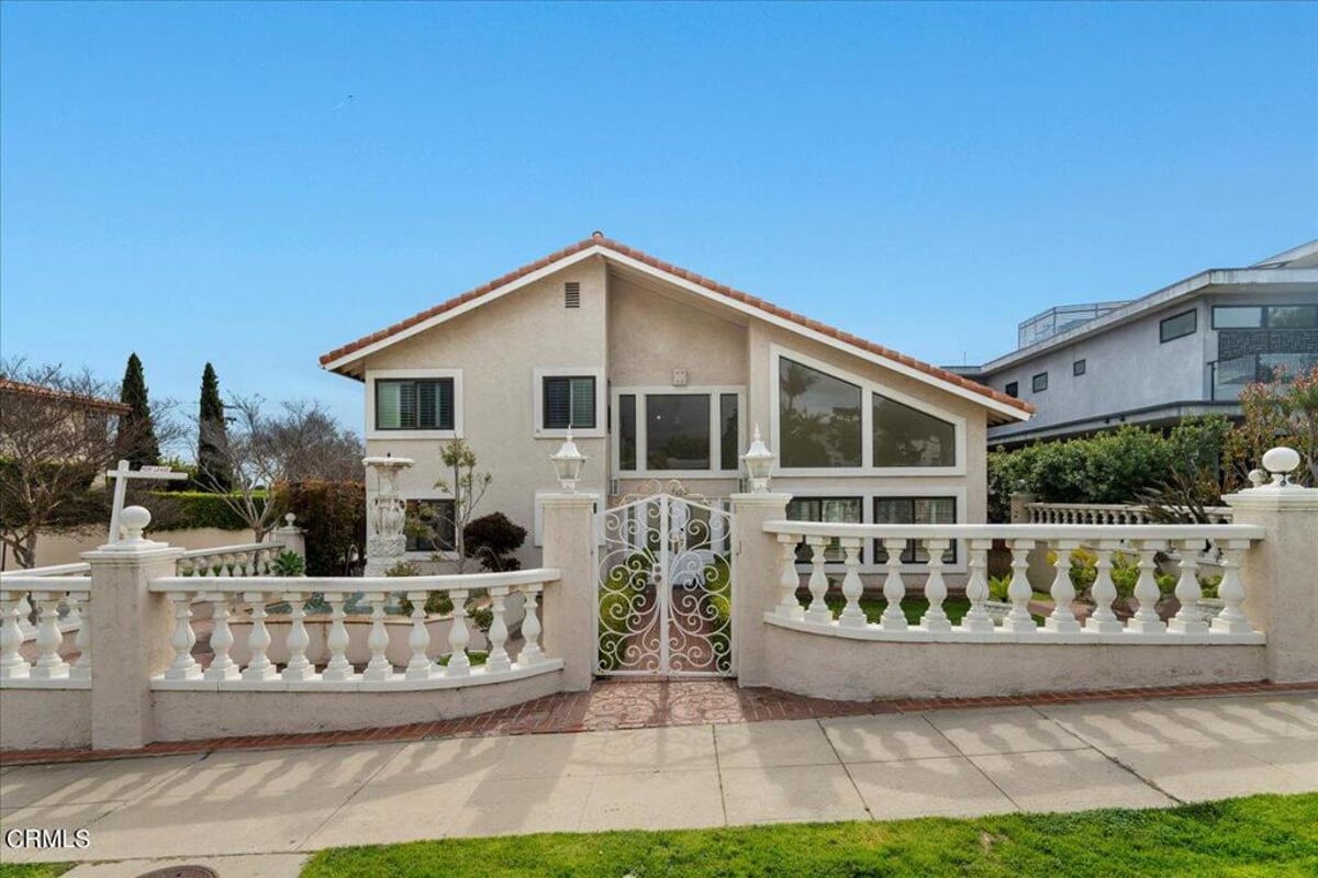 2222 Pier Avenue, Santa Monica, CA 90405 — photo 1 of 75