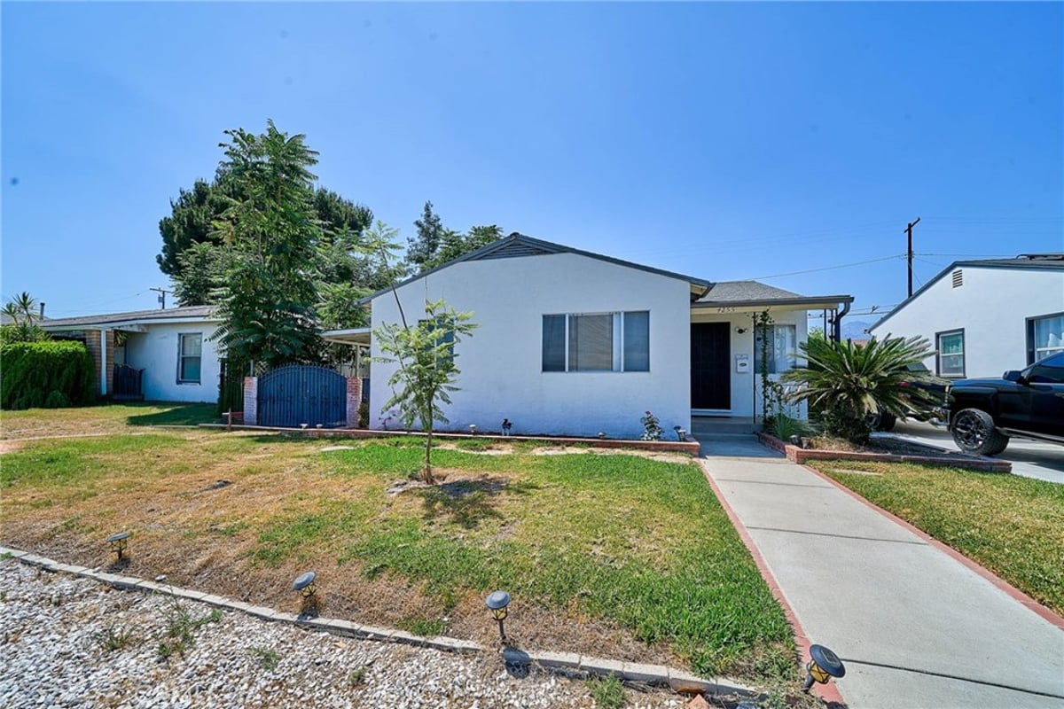 4255 Lynd Avenue, Arcadia, CA 91006 — photo 1 of 32