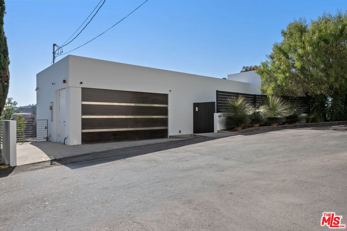 8760 Hollywood Boulevard, Los Angeles, CA 90069 — photo 1 of 46