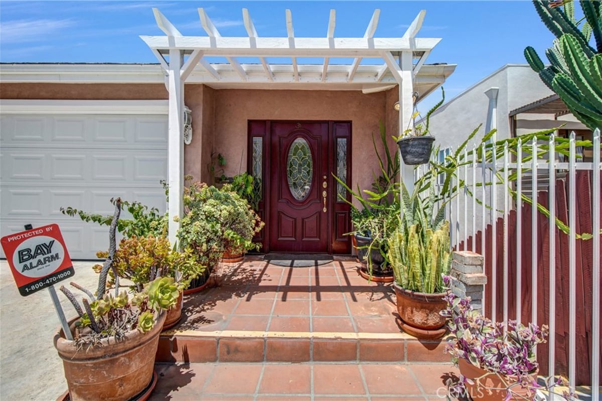 3975 Barrett Rd., Los Angeles, CA 90032 — photo 1 of 24