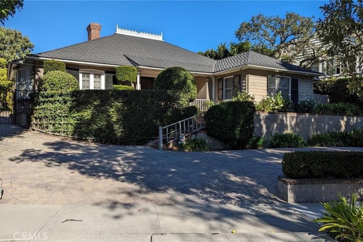 795 Fairfield Circle, Pasadena, CA 91106 — photo 1 of 7