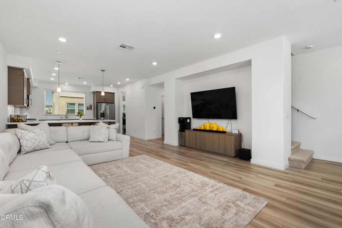 27560 Sanctuary Court, Valencia, CA 91381 — photo 1 of 27