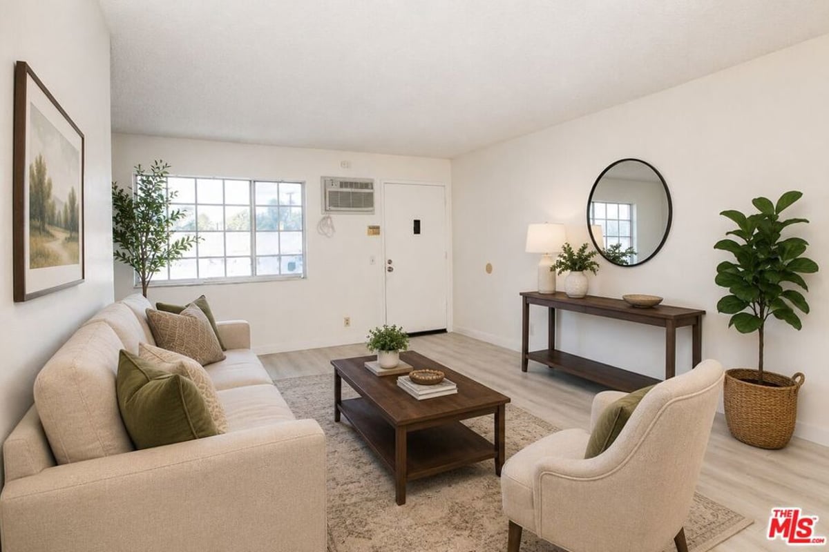 20930 Parthenia Street 207, Canoga Park, CA 91304 — photo 1 of 11