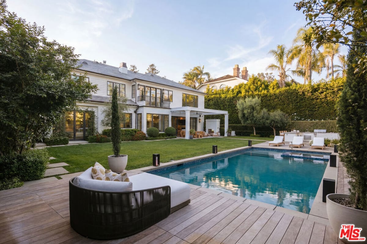 538 Spoleto Drive, Pacific Palisades, CA 90272 — photo 1 of 31