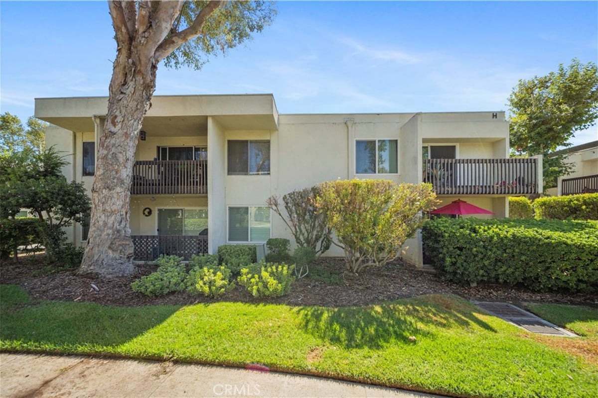 23515 Lyons 261, Valencia, CA 91355 — photo 1 of 24