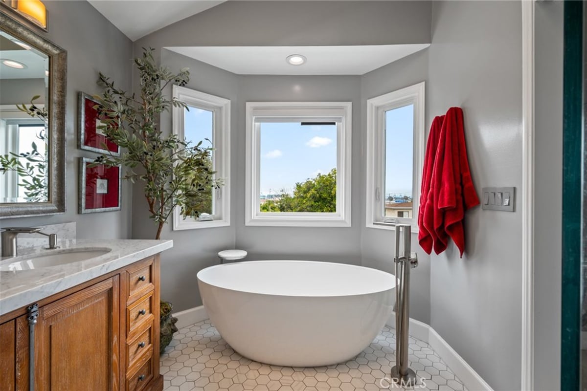 627 S Meyler Street, San Pedro, CA 90731 — photo 1 of 54