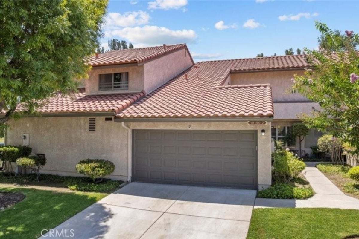 19150 Lahey Street 2, Porter Ranch, CA 91326 — photo 1 of 39