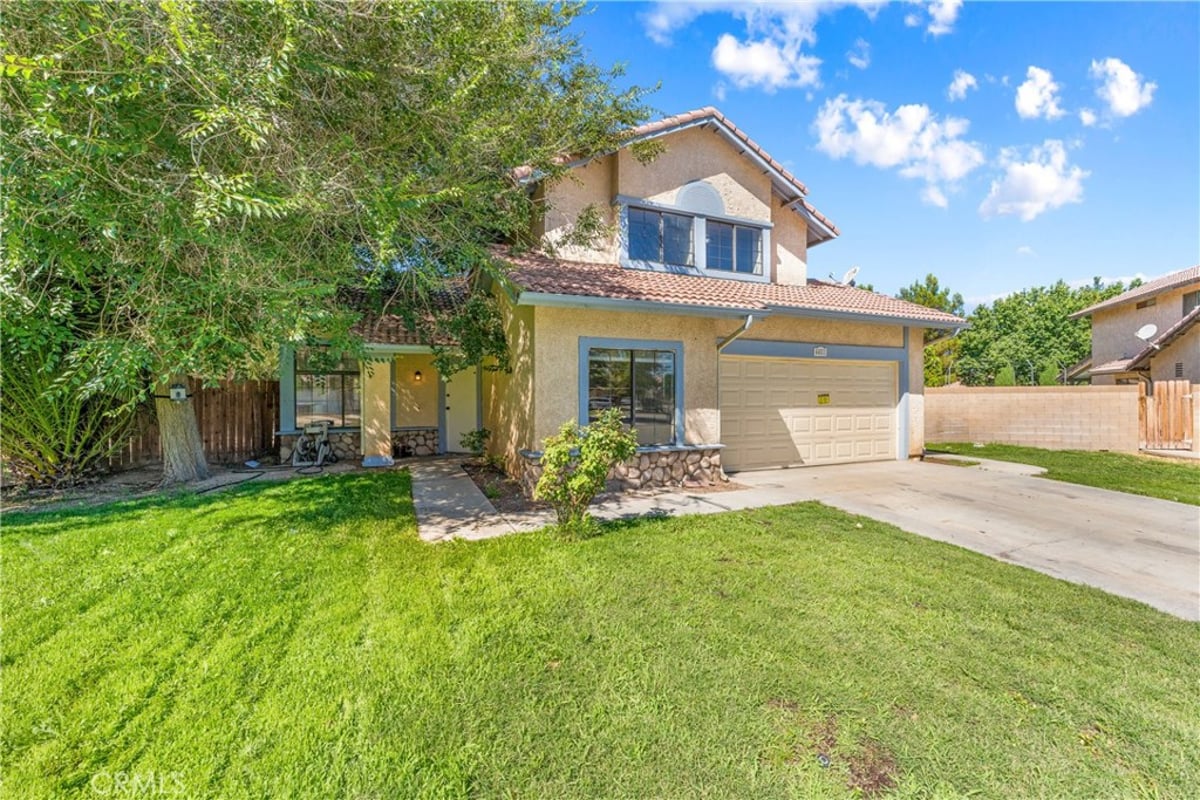 44811 Rock Island, Lancaster, CA 93535 — photo 1 of 55