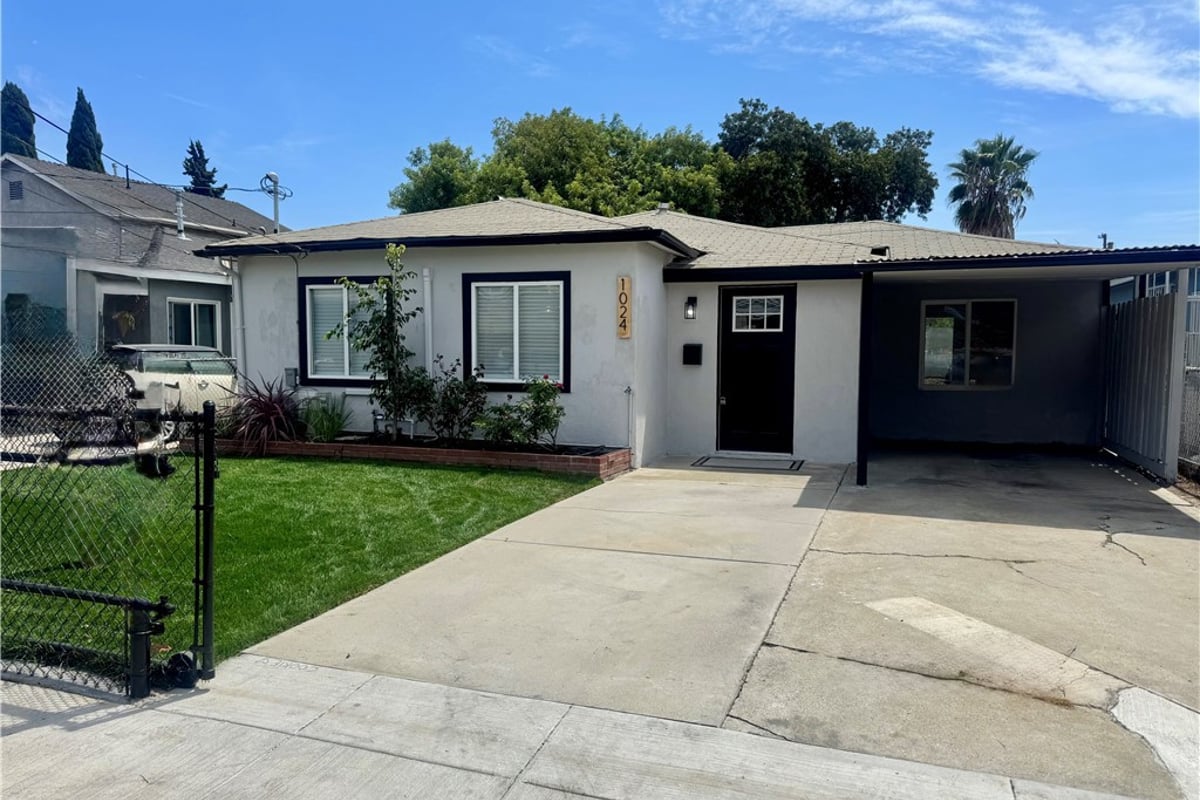 1024 W 220th, Torrance, CA 90502 — photo 1 of 18