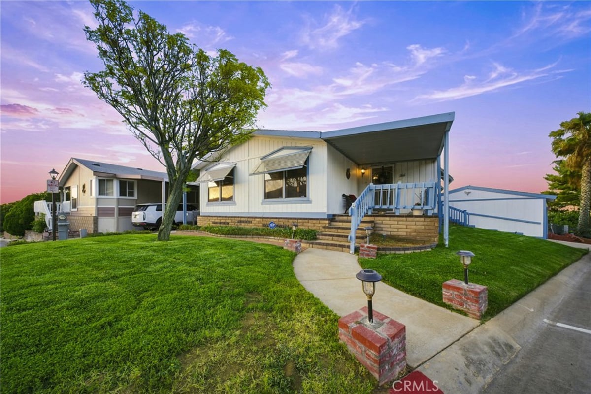 40701 Rancho Vista Spc 314, Palmdale, CA 93551 — photo 1 of 24