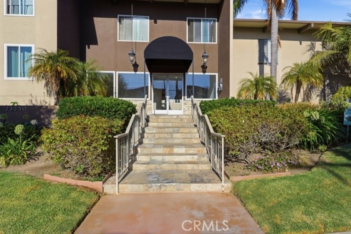 23930 Los Codona 206, Torrance, CA 90505 — photo 1 of 32