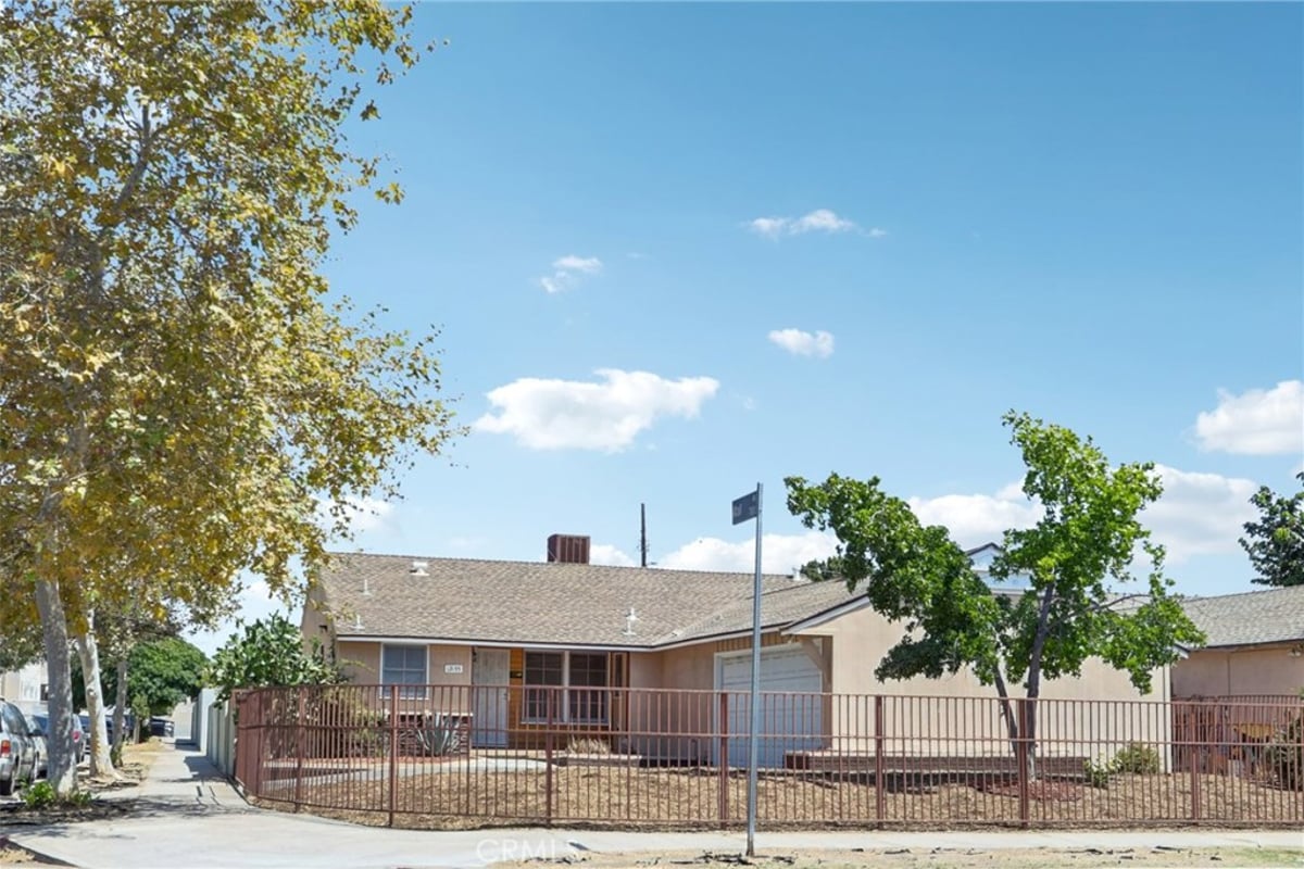 13155 Gault, Los Angeles, CA 91605 — photo 1 of 45