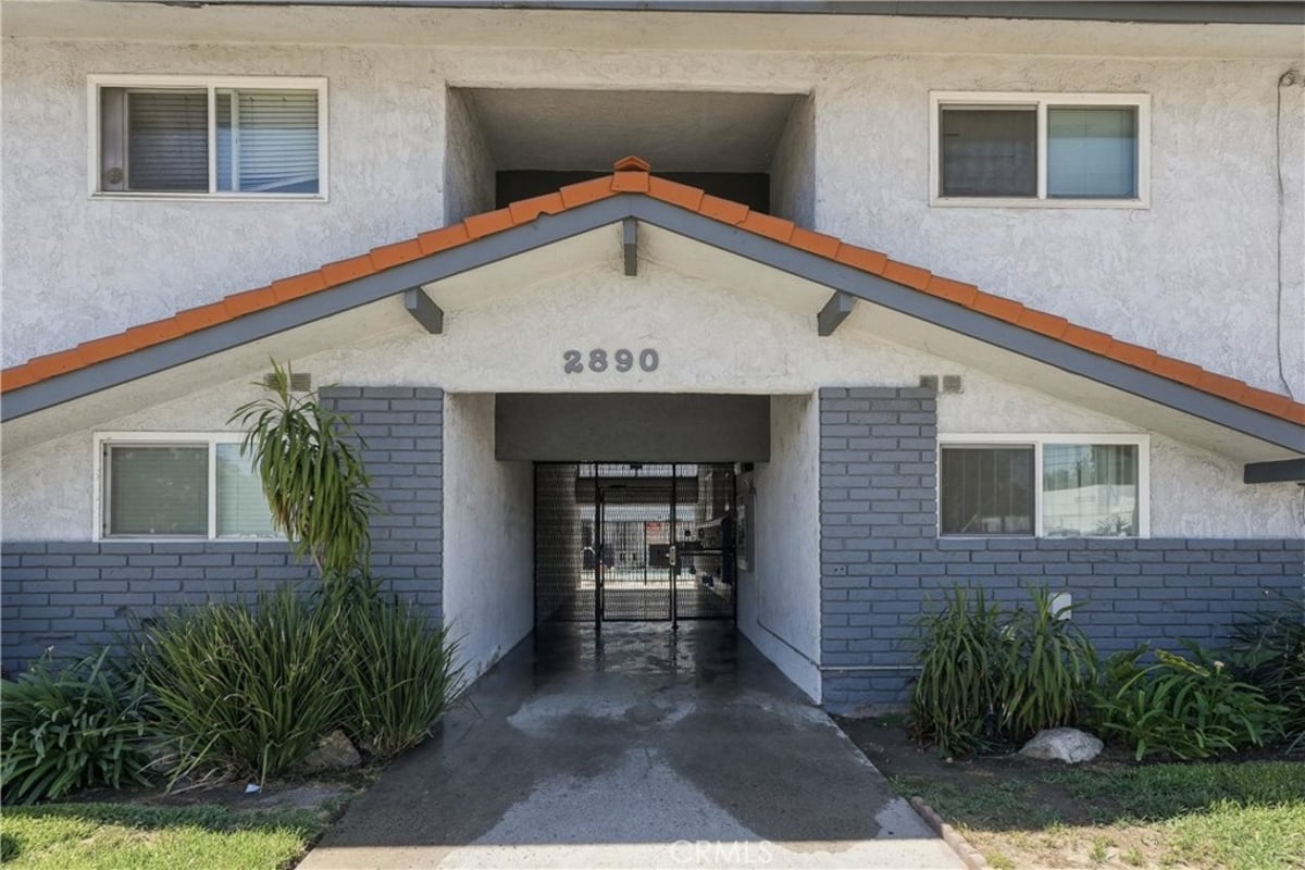 2890 E Artesia 42, Long Beach, CA 90805 — photo 1 of 27