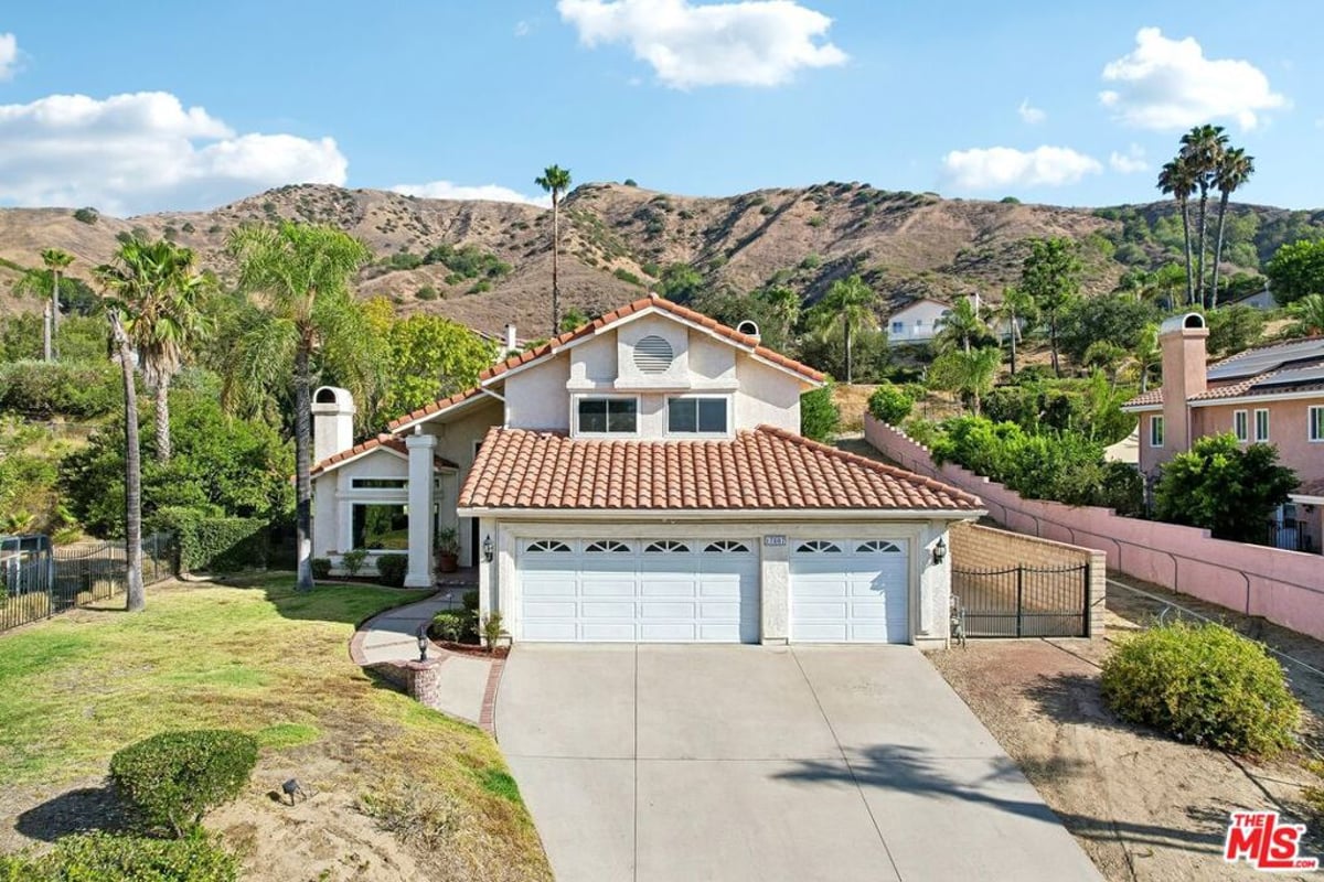 17807 Tuscan Drive, Los Angeles, CA 91344 — photo 1 of 59