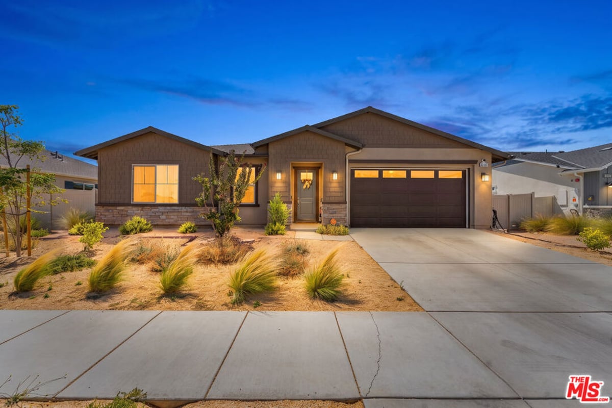 42831 Coronet Drive, Lancaster, CA 93536 — photo 1 of 40