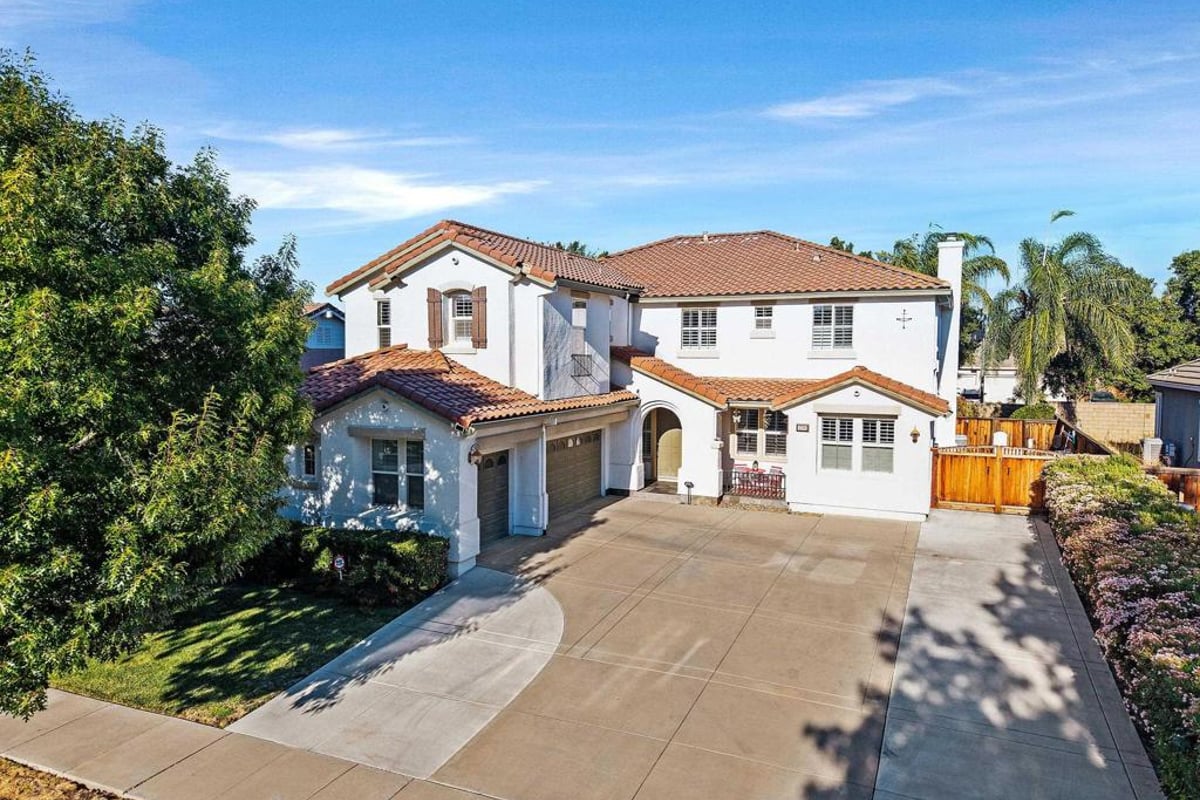 1708 La Pergola Dr, Brentwood, CA 94513 — photo 1 of 58