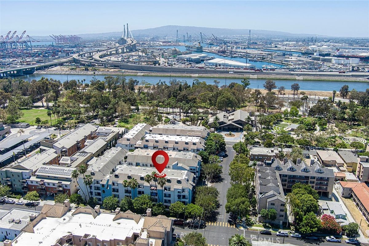 720 W 4th 318, Long Beach, CA 90802 — photo 1 of 59
