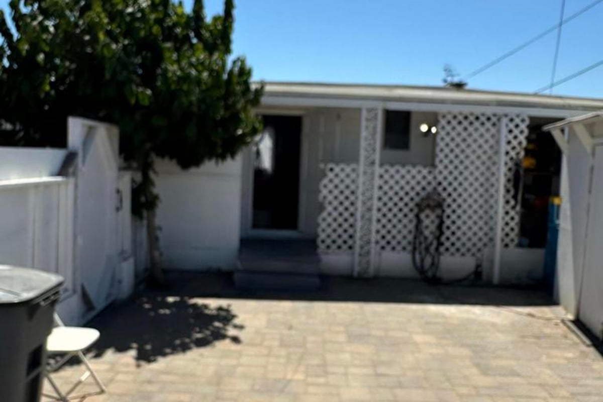 1906 Old Telegraph Road 15, Fillmore, CA 93015 — photo 1 of 12