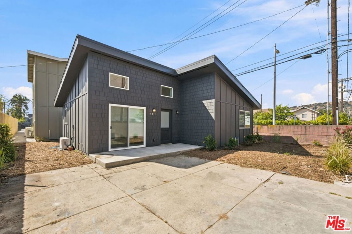 581 W Ave 28, Los Angeles, CA 90065 — photo 1 of 14