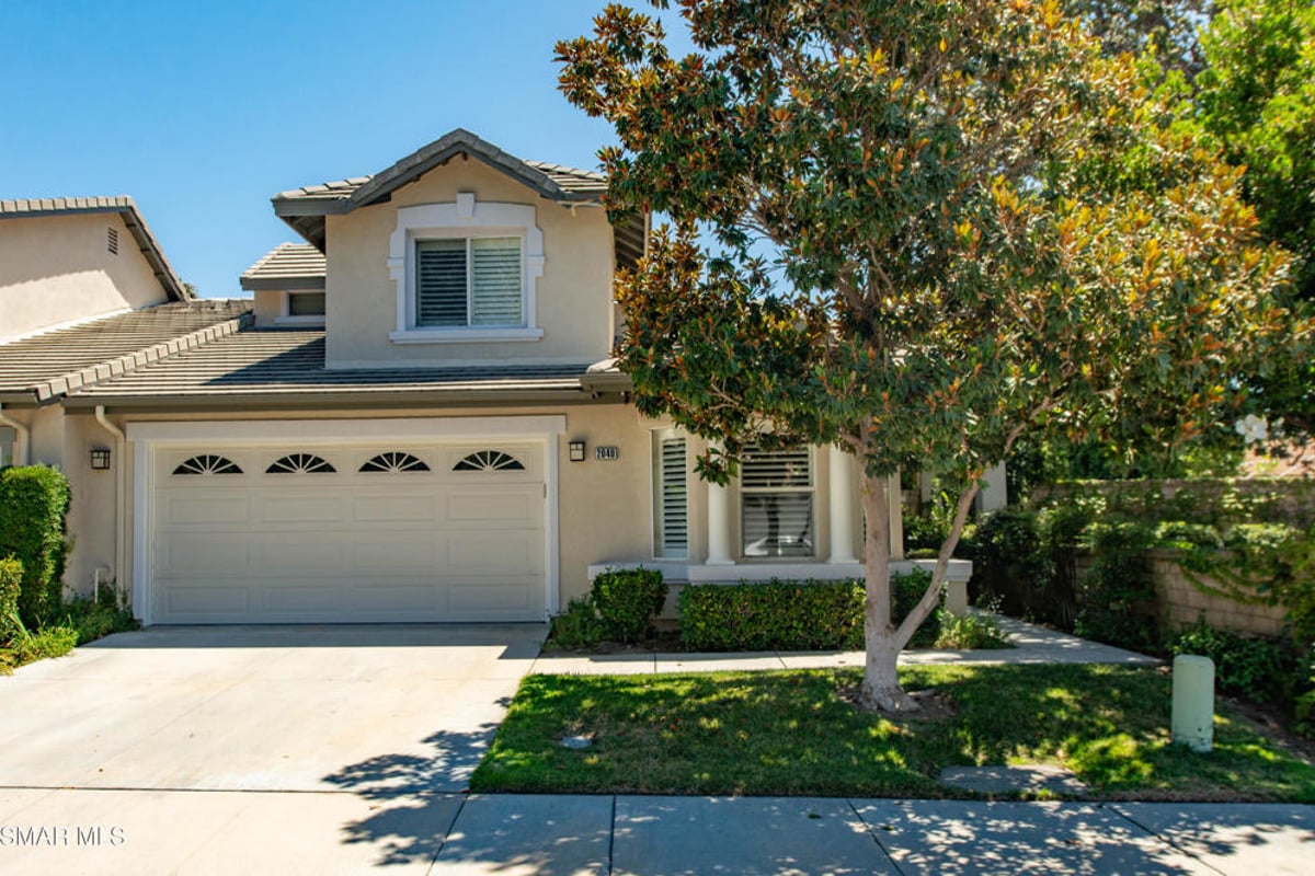 2040 Freesia Avenue, Simi Valley, CA 93063 — photo 1 of 37