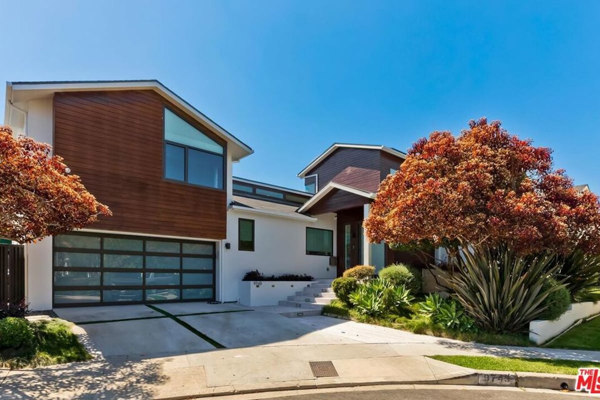 9743 Kirkside Road, Los Angeles, CA 90035 — photo 1 of 7
