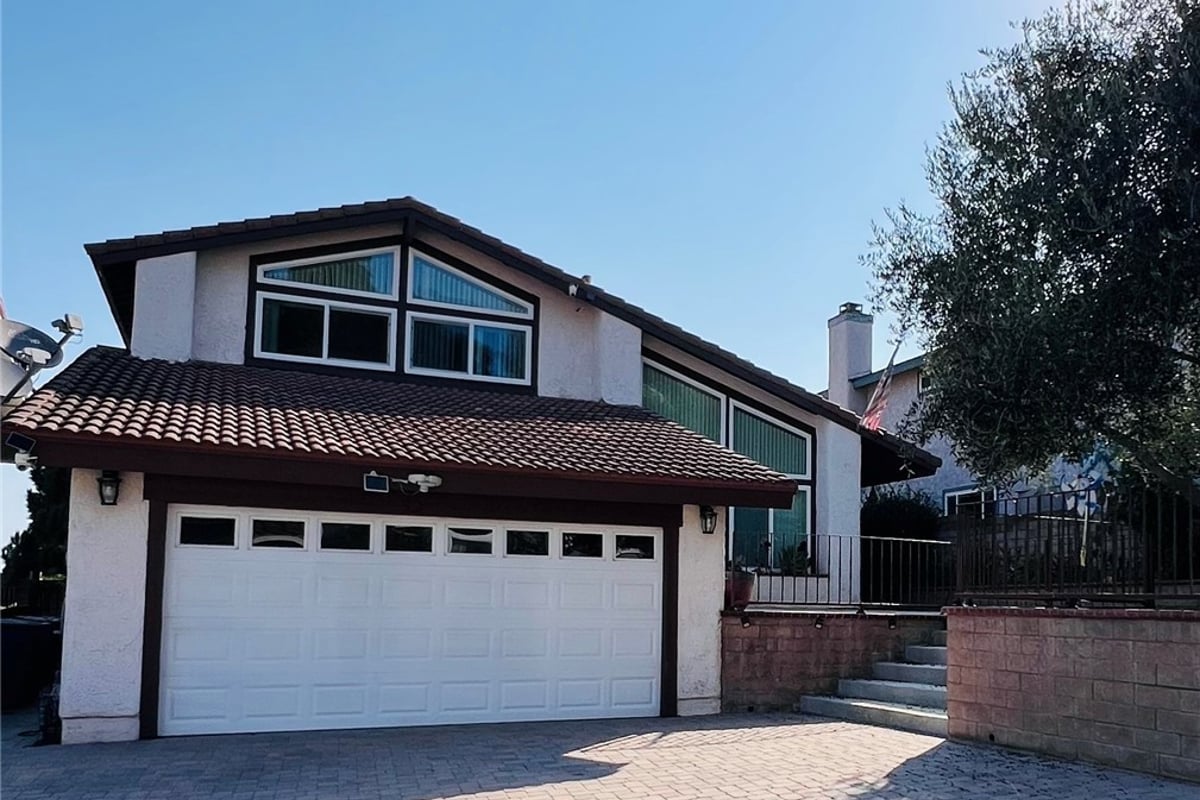 3221 Carolwood, Torrance, CA 90505 — photo 1 of 31