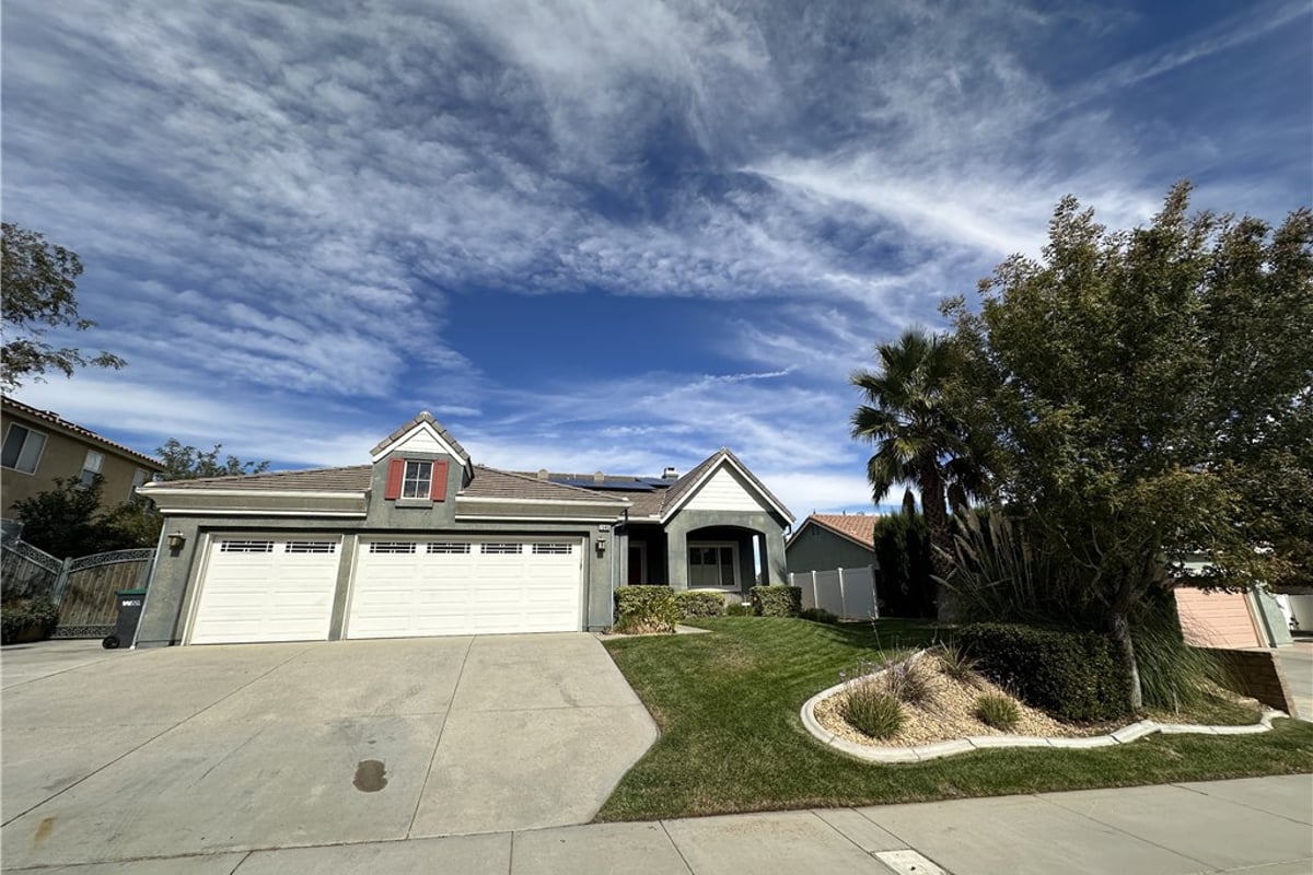 7345 Sunnyslope, Lancaster, CA 93536 — photo 1 of 29