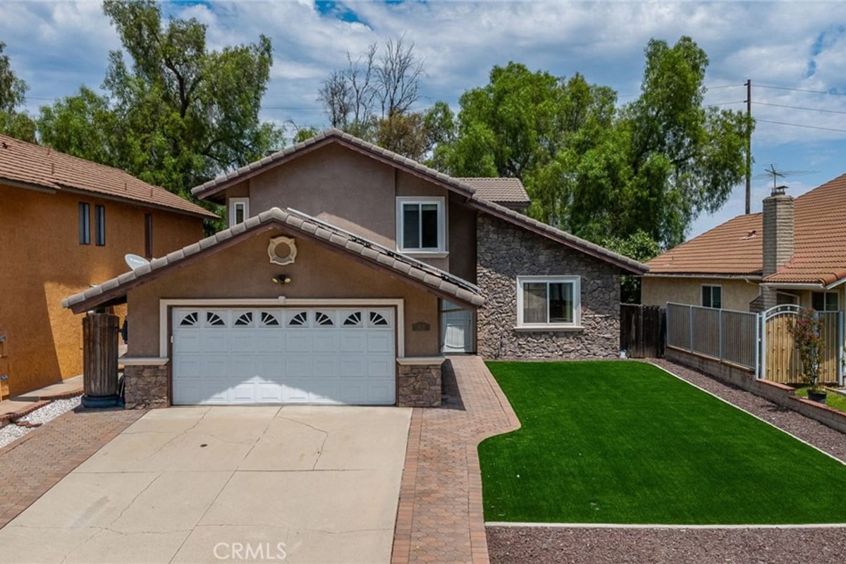 32 Rising Hill Road, Pomona, CA 91766 — photo 1 of 46