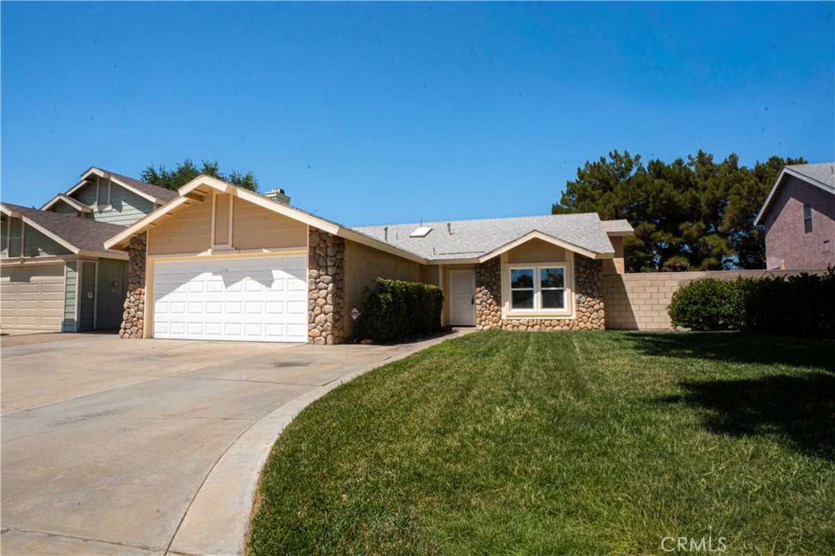 43469 Carol, Lancaster, CA 93535 — photo 1 of 29