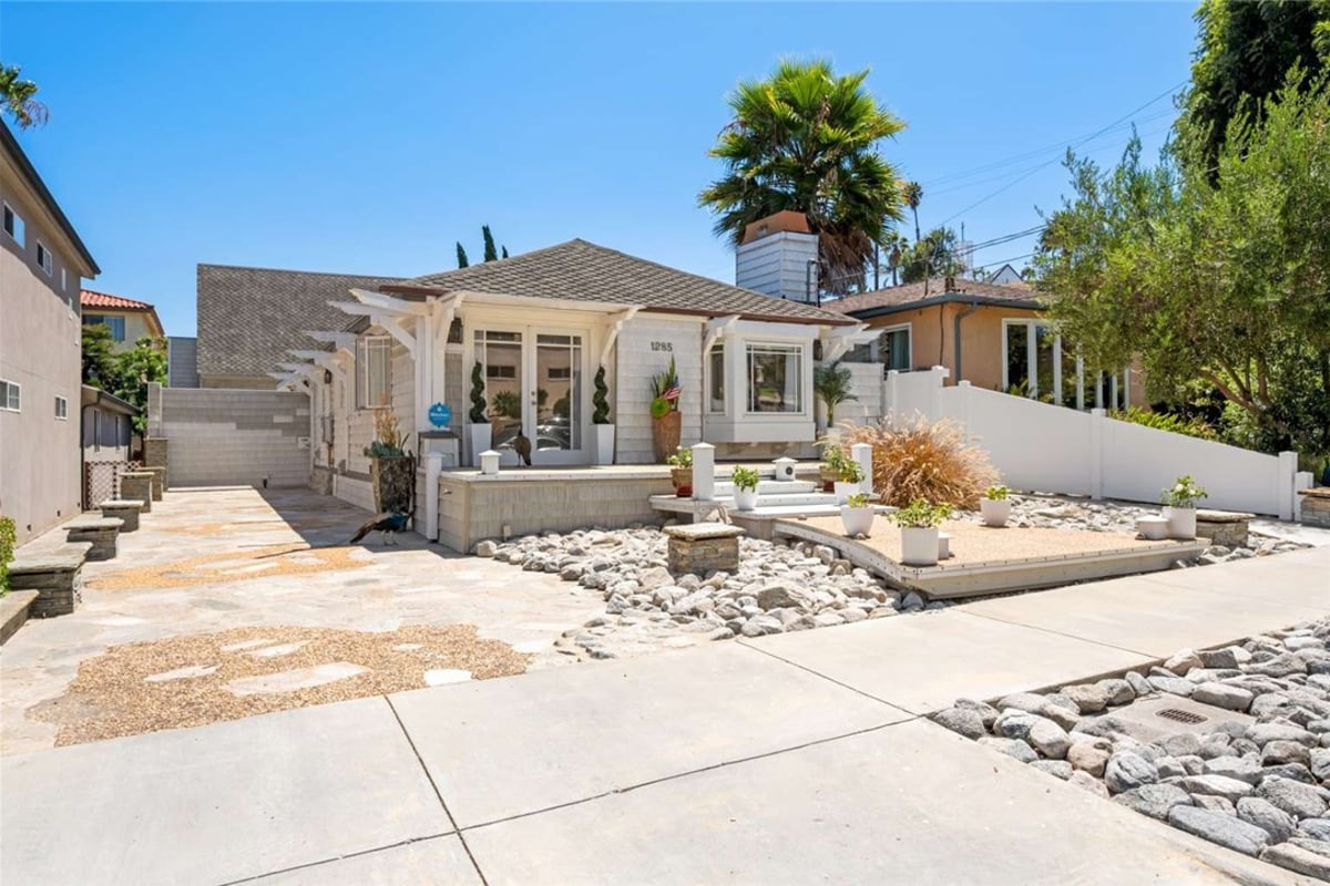 1285 W 23rd Street, San Pedro, CA 90731 — photo 1 of 56