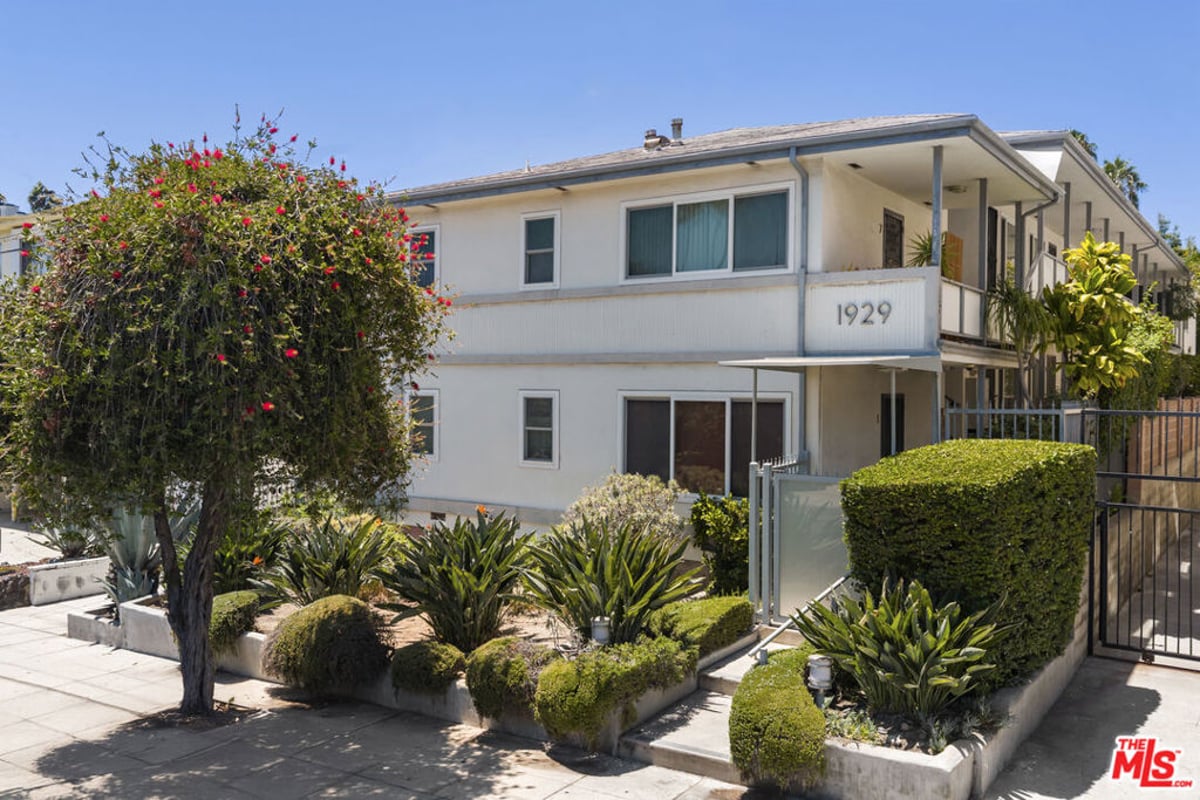 1929 Tamarind Avenue 8, Los Angeles, CA 90068 — photo 1 of 18
