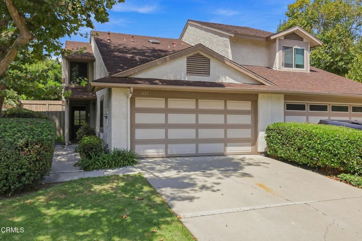 421 E Shoshone Street, Ventura, CA 93001 — photo 1 of 38
