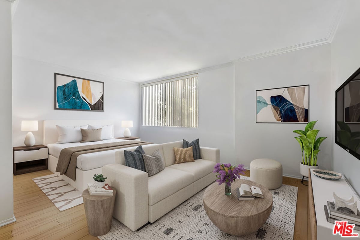 525 S Ardmore Avenue 257, Los Angeles, CA 90020 — photo 1 of 29