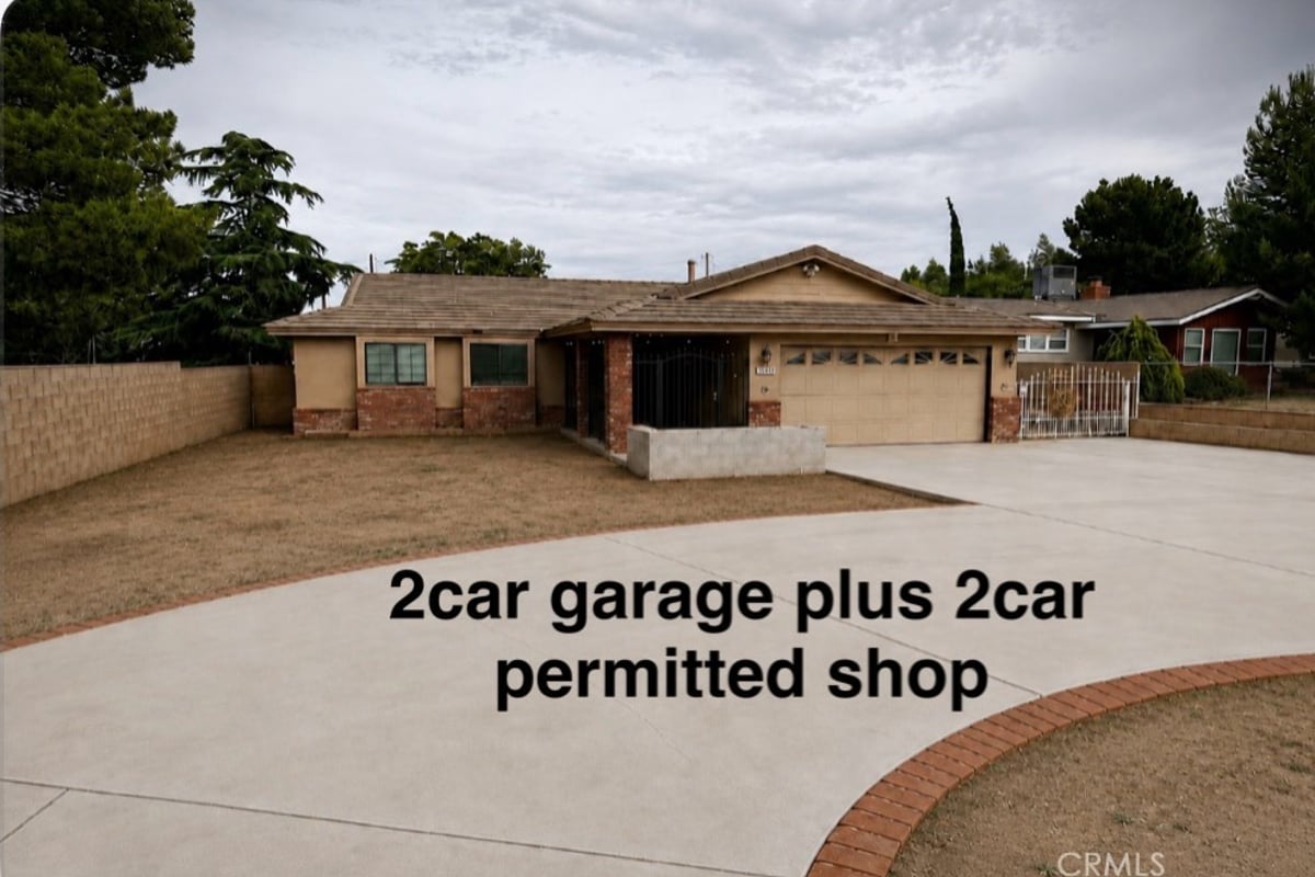41910 60th W, Quartz Hill, CA 93536 — photo 1 of 12