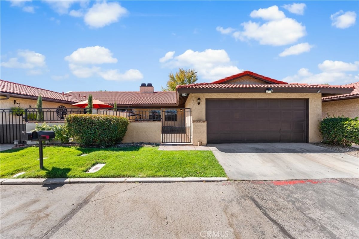 1152 E Avenue J12, Lancaster, CA 93535 — photo 1 of 16