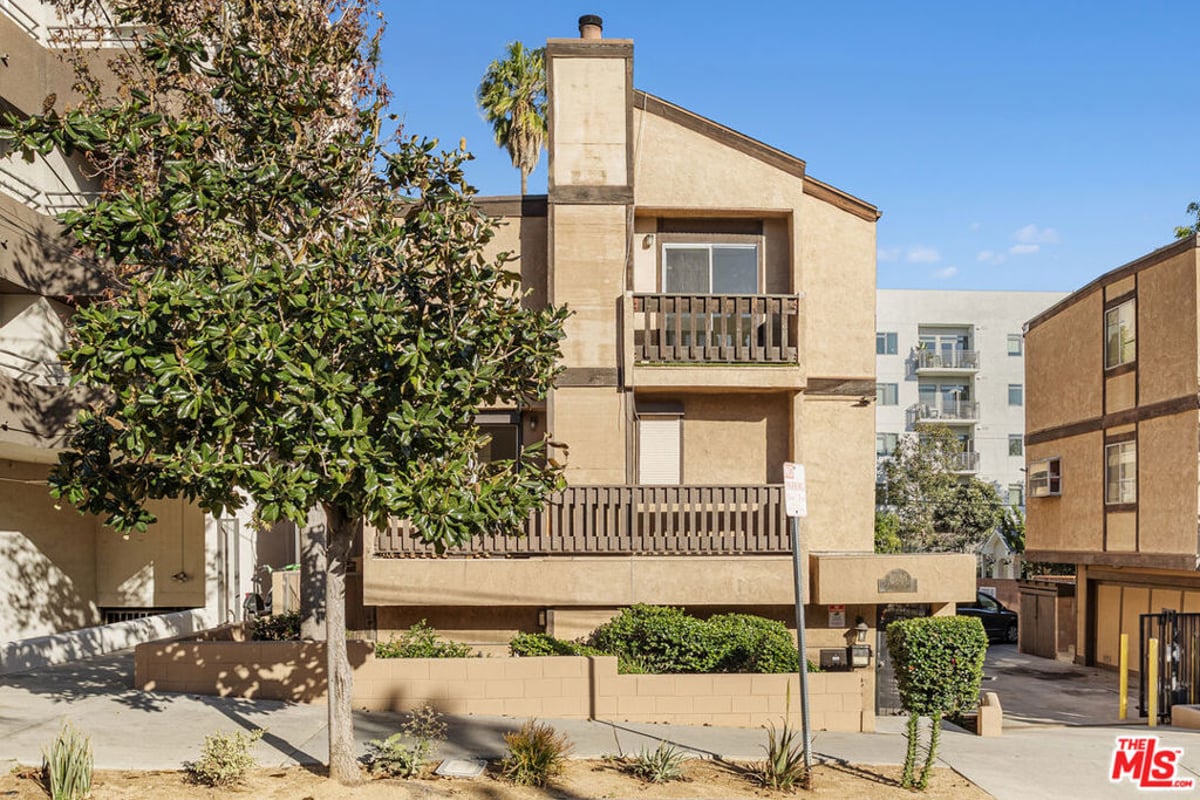 1628 N Formosa Avenue A, Los Angeles, CA 90046 — photo 1 of 16