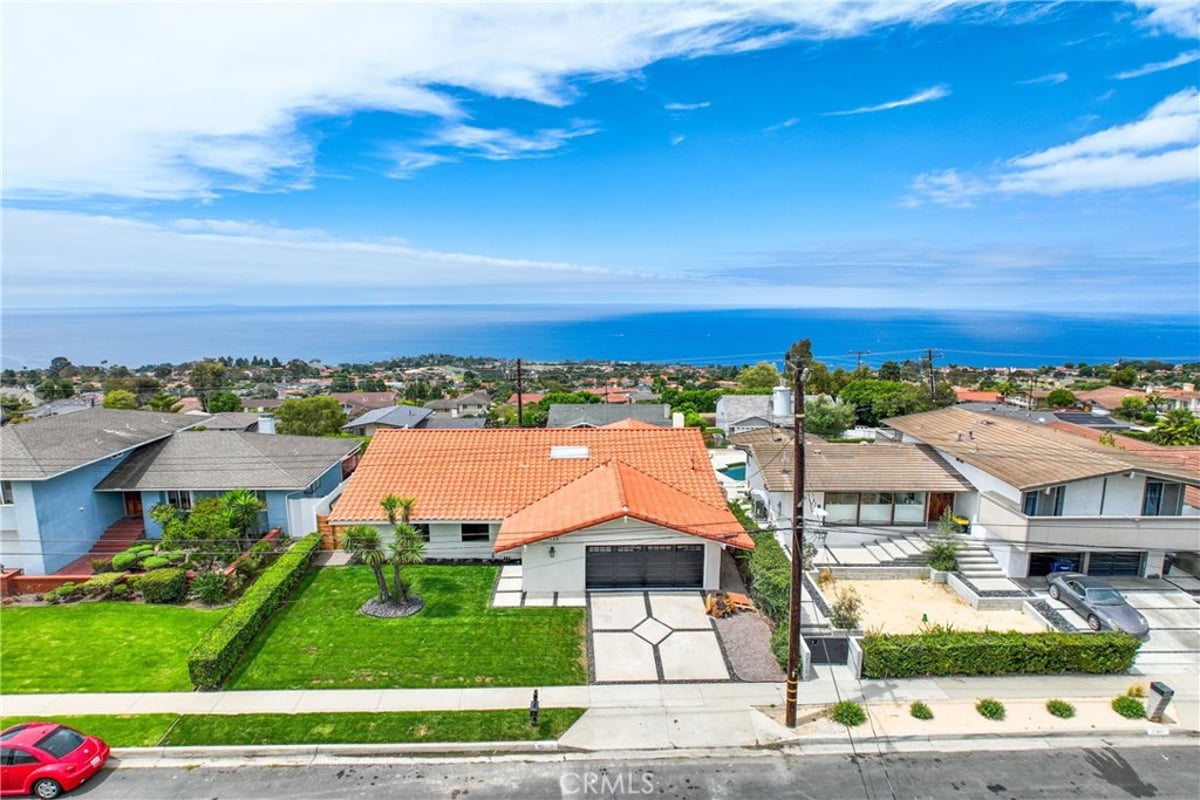 27923 San Nicolas Drive, Rancho Palos Verdes, CA 90275 — photo 1 of 32