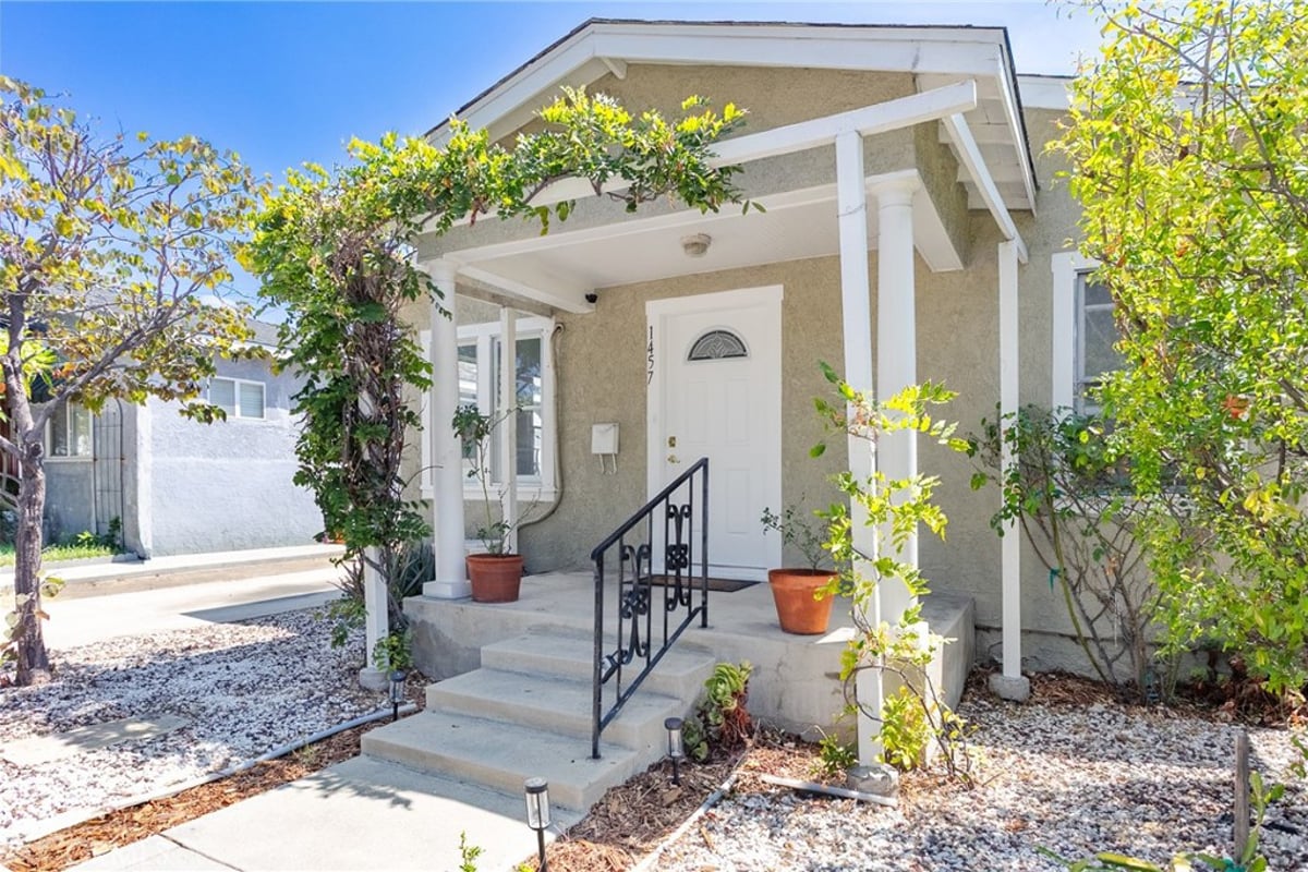 1457 E California, Glendale, CA 91206 — photo 1 of 21