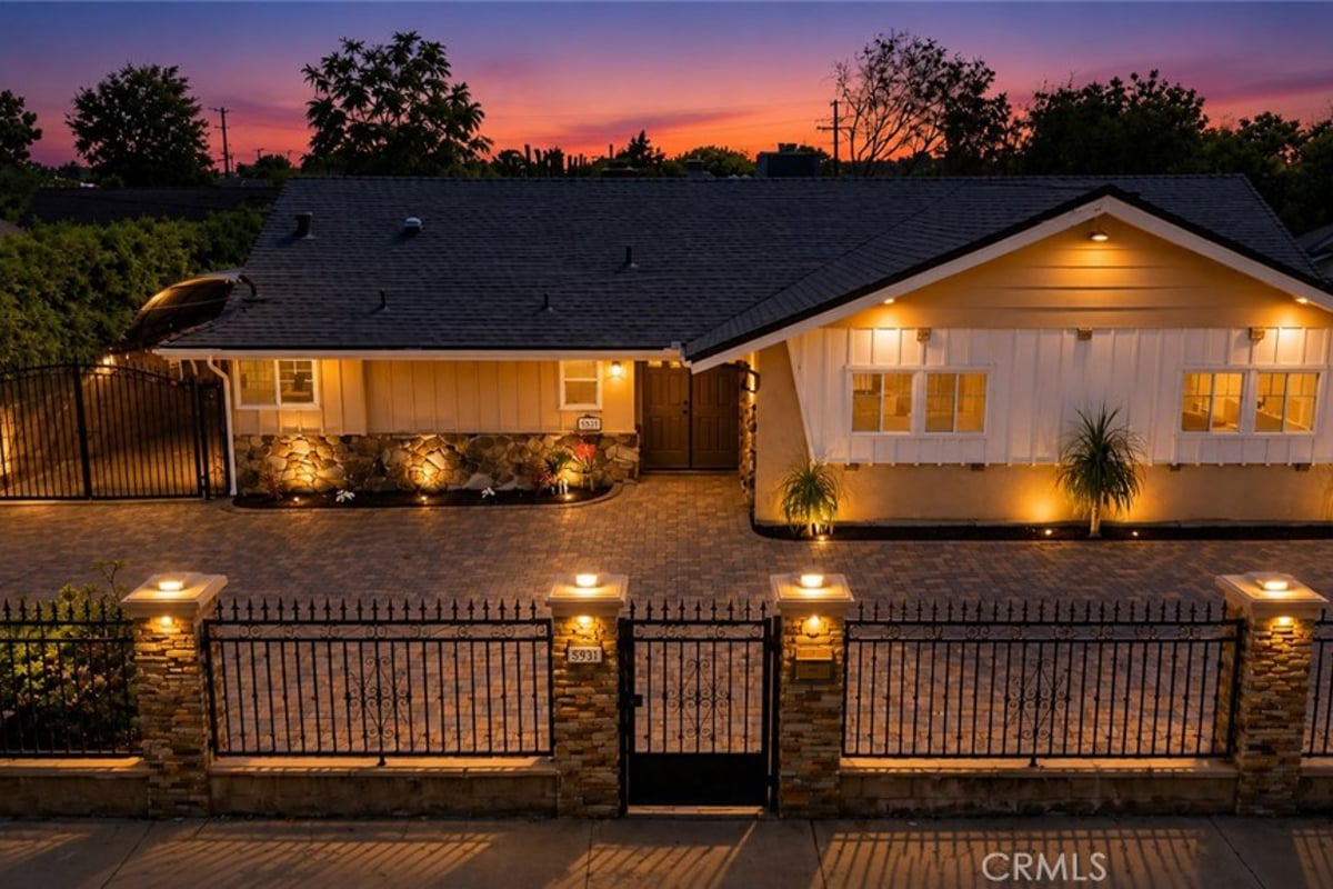9243 Cayuga, Sun Valley, CA 91352 — photo 1 of 46