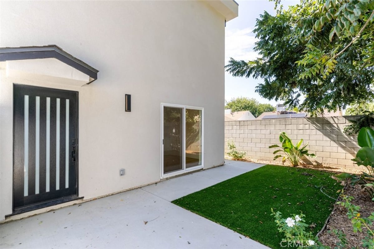 6837 Yolanda Avenue, Reseda, CA 91335 — photo 1 of 74