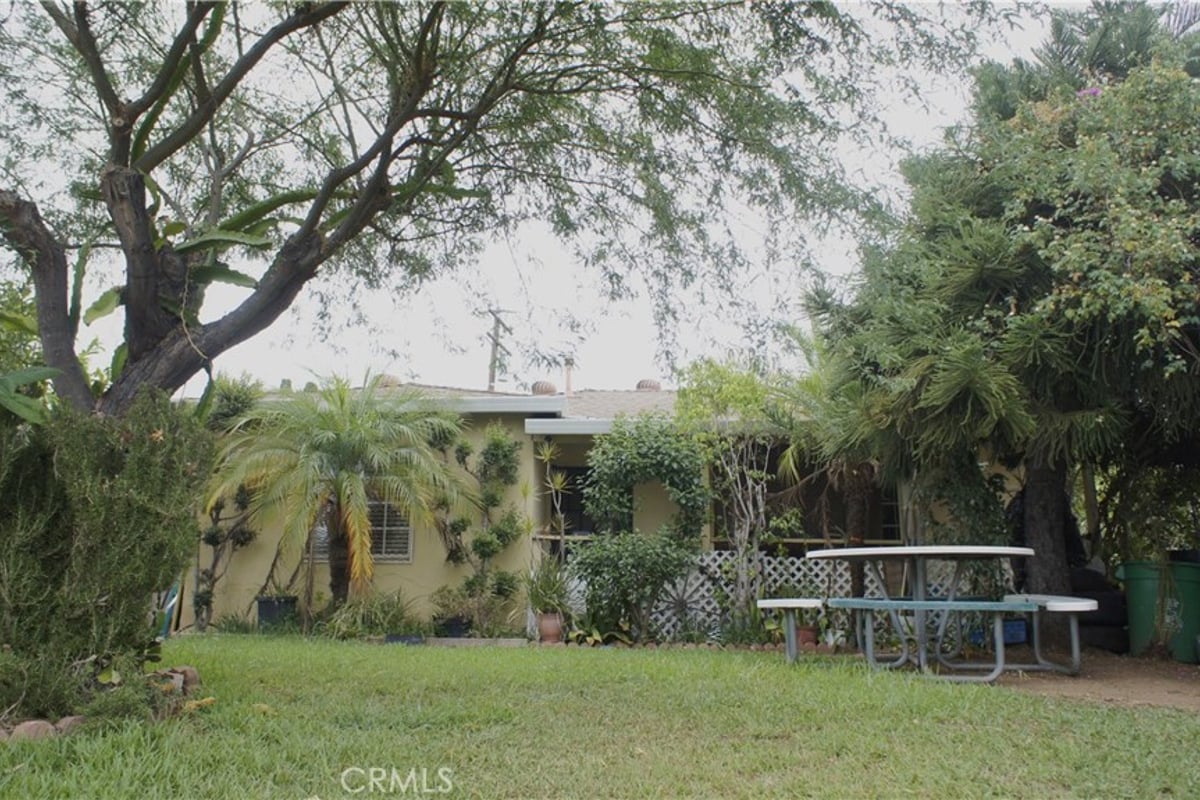 11734 Telechron, Whittier, CA 90605 — photo 1 of 35