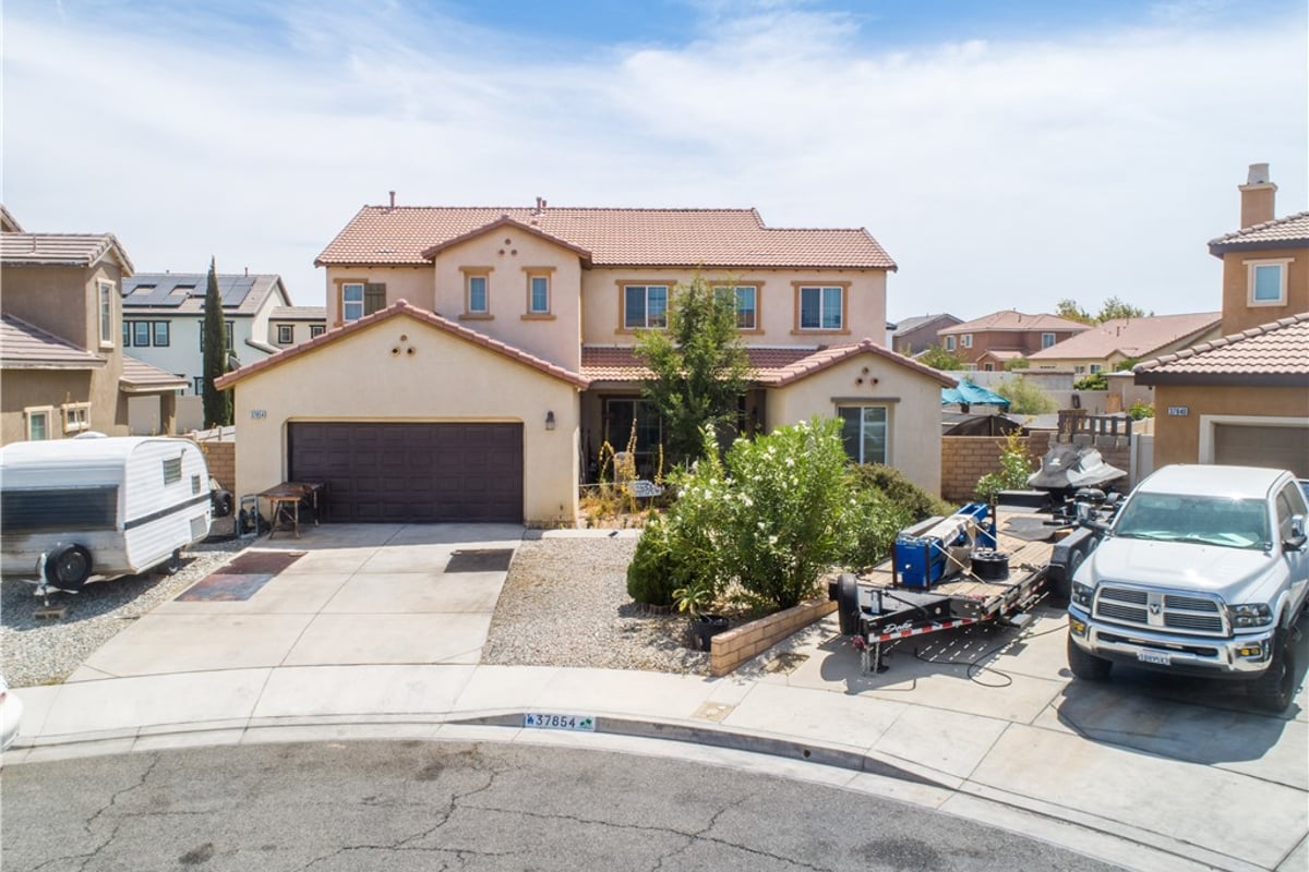 37854 Old Adobe Court, Palmdale, CA 93552 — photo 1 of 34