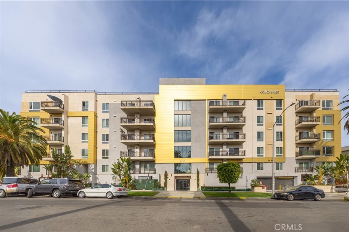 2939 Leeward 305, Los Angeles, CA 90005 — photo 1 of 17