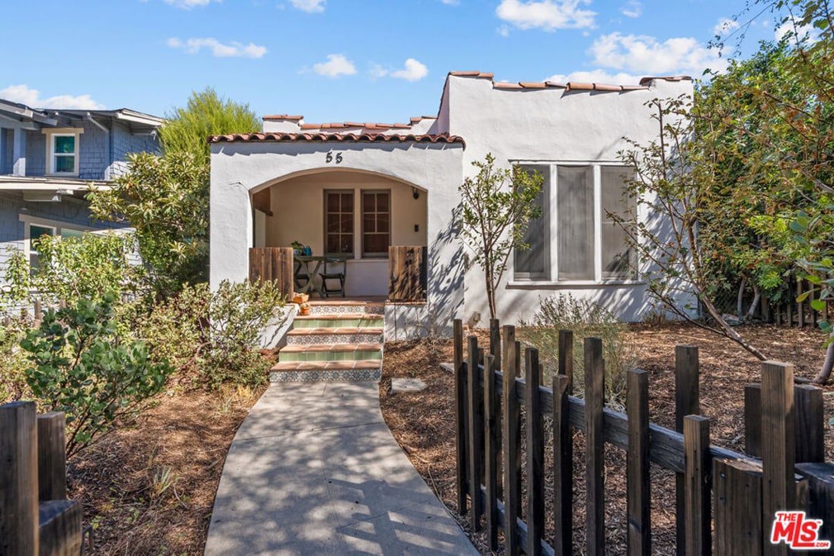 55 W Washington Boulevard, Pasadena, CA 91103 — photo 1 of 32