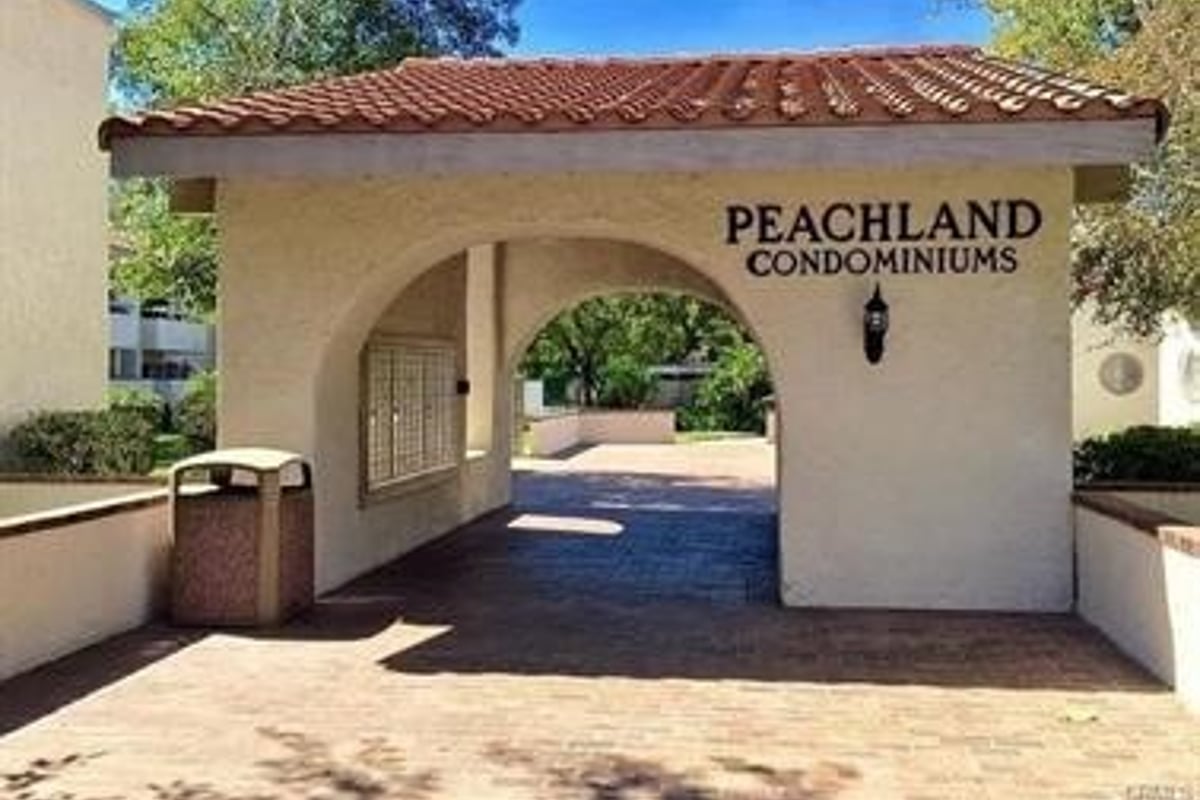 25019 Peachland Avenue 137, Newhall, CA 91321 — photo 1 of 13