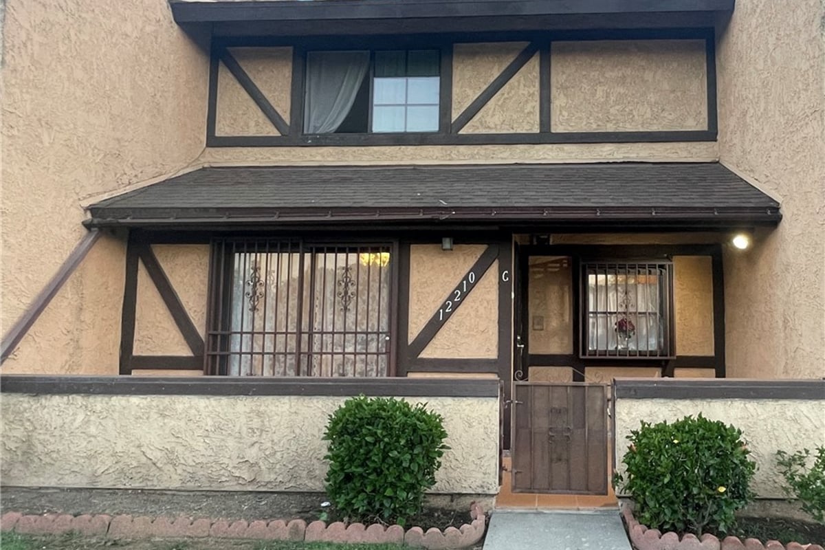 12210 Kerrwood #C, El Monte, CA 91732 — photo 1 of 20